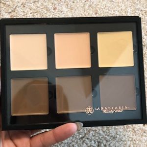 Anastasia Beverly Hills Cream Contour Kit